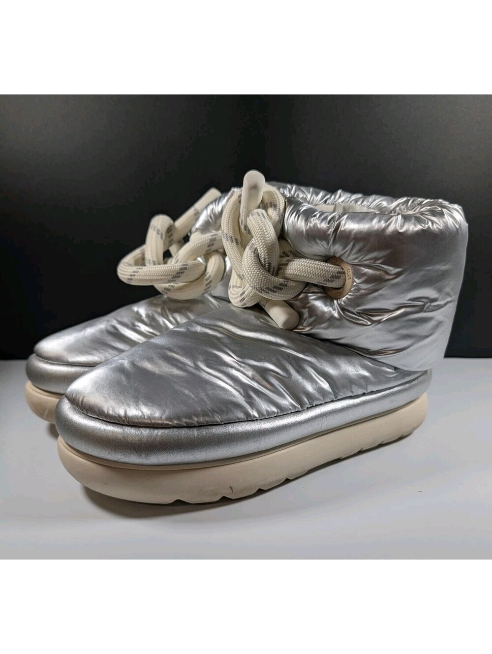 UGG Womens 9 Silver Classic Maxi Short Metallic Puffer Winter Snow Boots 1135153